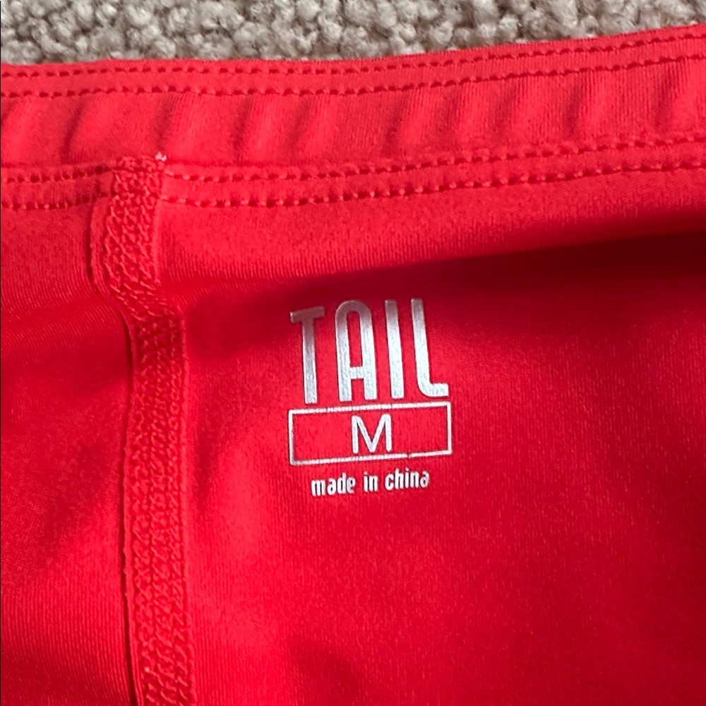 Tail skort - Picture 2 of 9